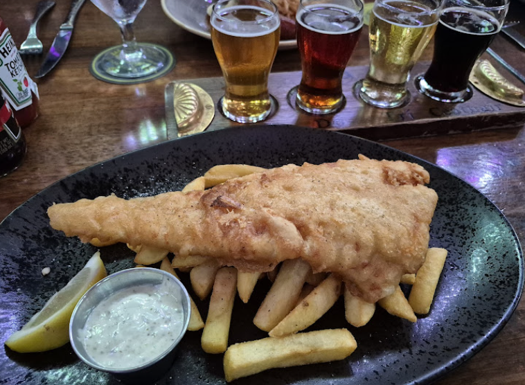 Raglan Road Irish Pub signature dishes Fish & Chips
Shepherd's Pie
Braised Beef